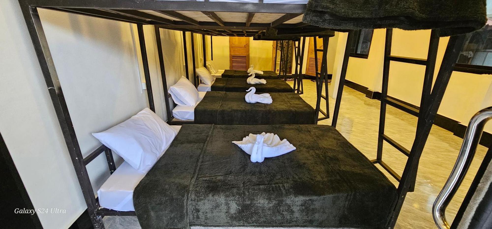 Inn Riverside Hostel Pb Muang Pakbèng Esterno foto