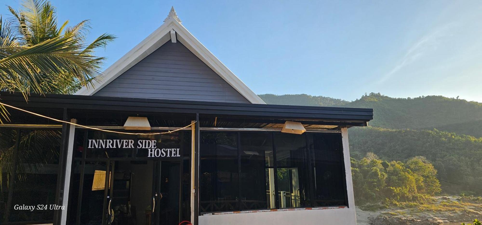 Inn Riverside Hostel Pb Muang Pakbèng Esterno foto